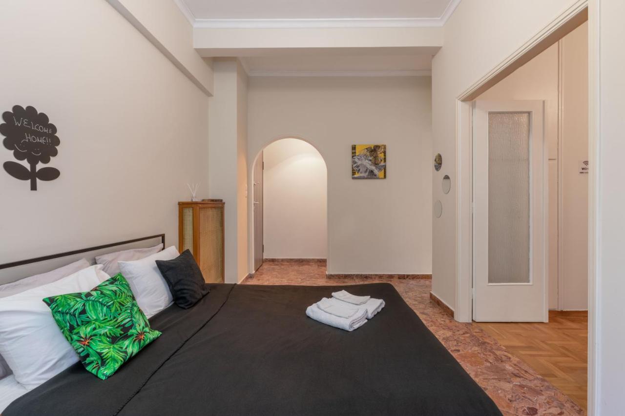 Appartement Pink Flat Exarcheia Athens Netflix Extérieur photo